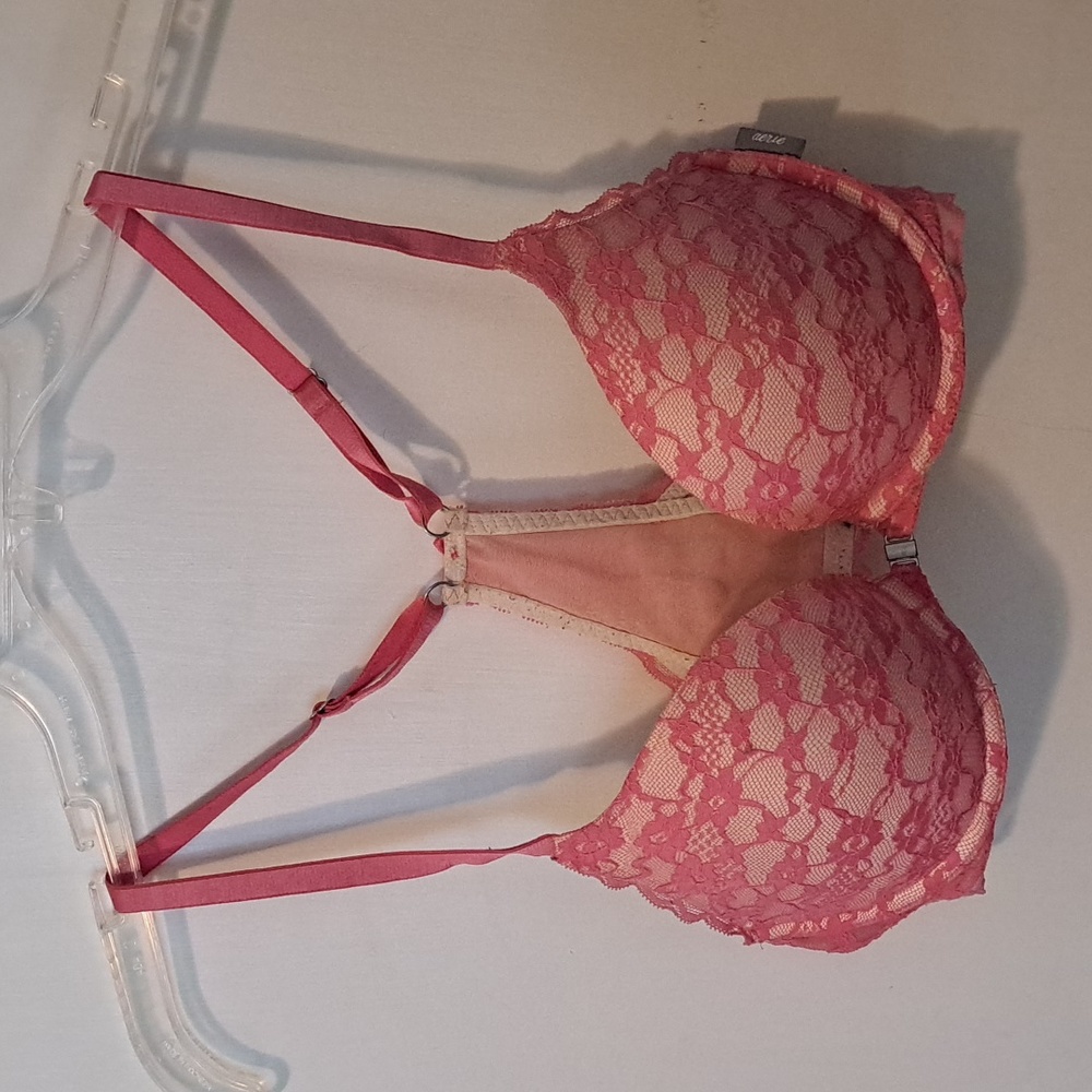 32D Pink Lace Aerie Racerback Front Clasp Bra